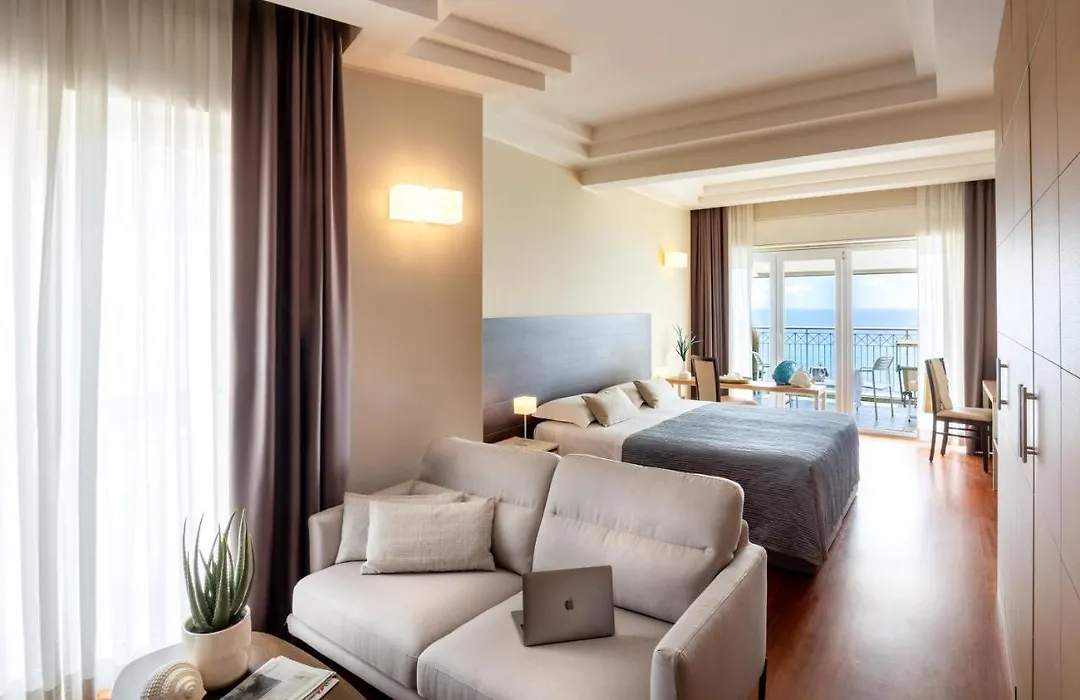 Grand Hotel Spiaggia-1
