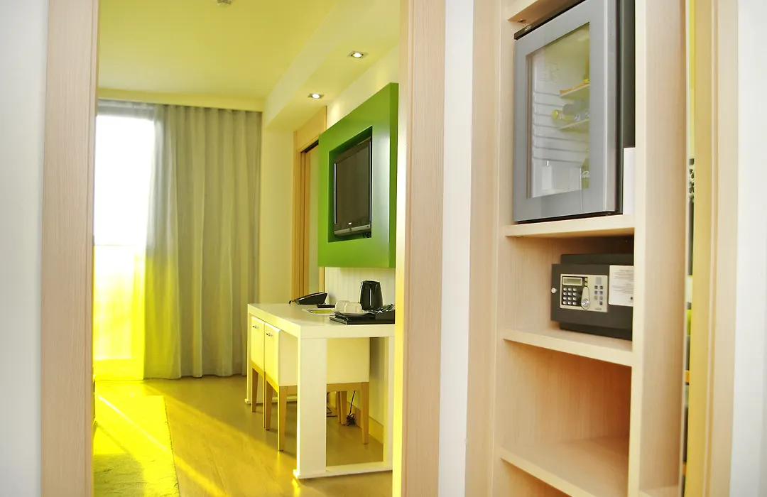 Doubletree By Hilton Girona-1
