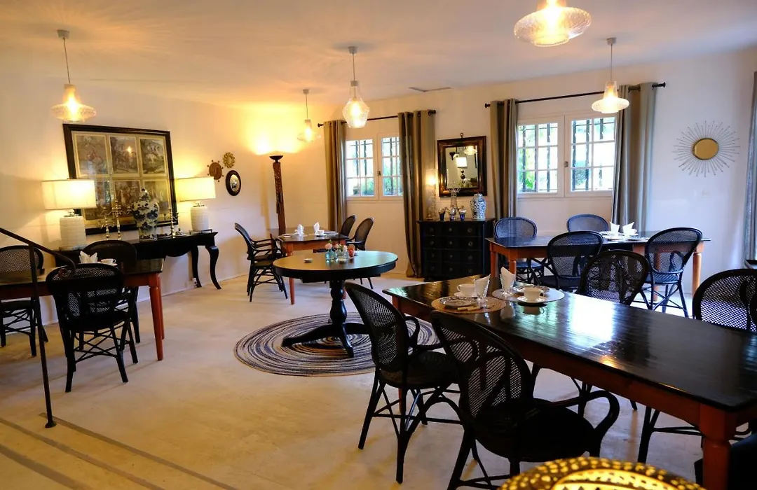 Domaine Le Bois Des Dames-1