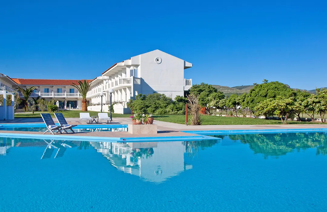 Mrs Chryssana Beach Hotel By Ghh (Adults Only)-1