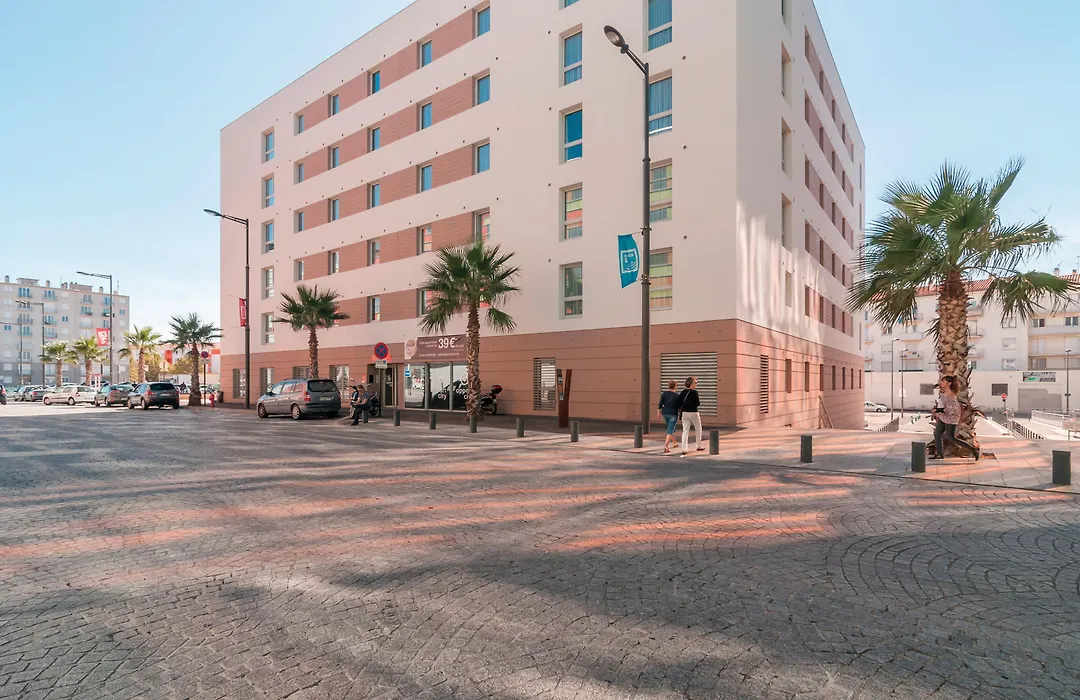 Appart'City Confort Perpignan Centre Gare-1