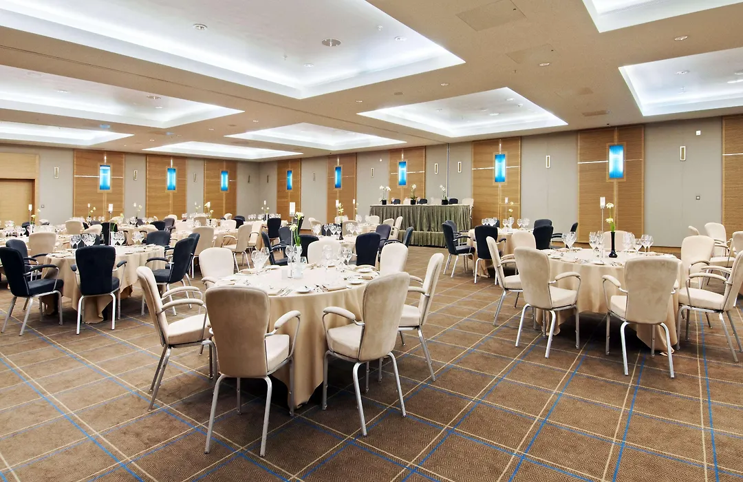 Hilton London Canary Wharf-1
