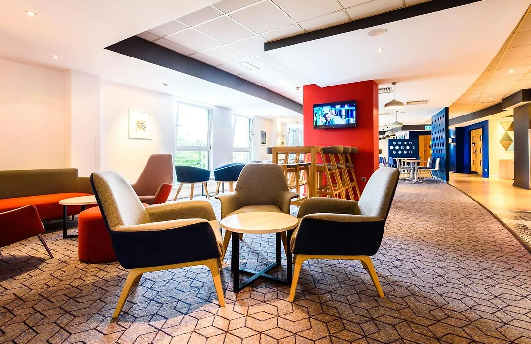 Holiday Inn Express Portsmouth Gunwharf Quays By Ihg-1