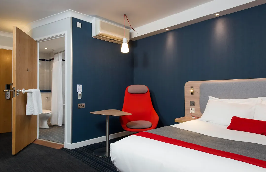 Holiday Inn Express Portsmouth - North By Ihg-1