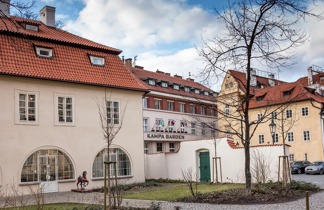 Pytloun Kampa Garden Hotel Prague-1