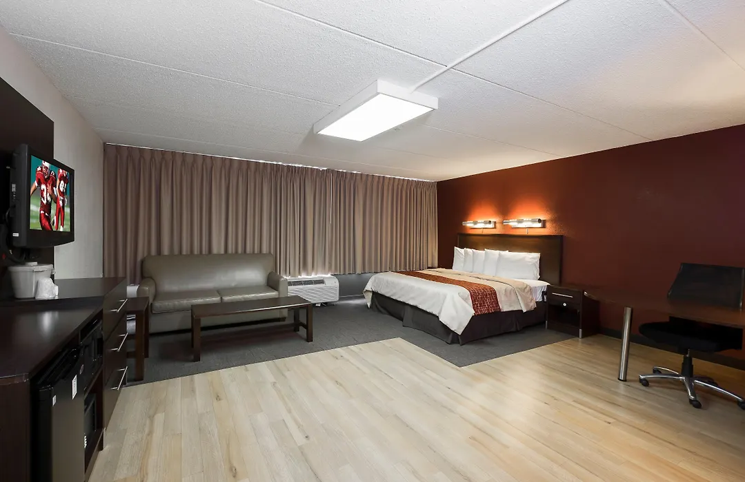 Red Roof Inn Plus+ Boston - Woburn/ Burlington-1