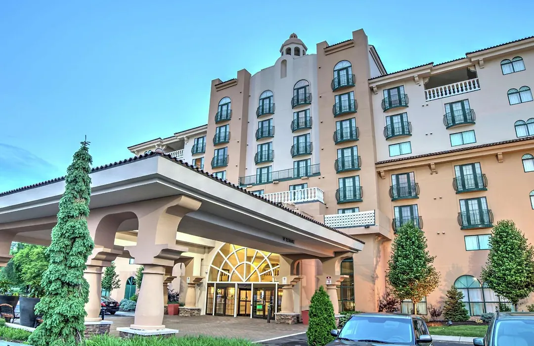 Embassy Suites By Hilton Indianapolis North-1