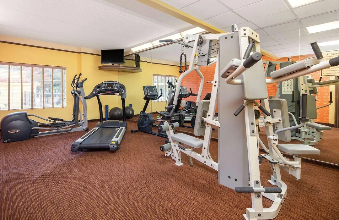 La Quinta By Wyndham Atlanta Ballpark/Galleria-1