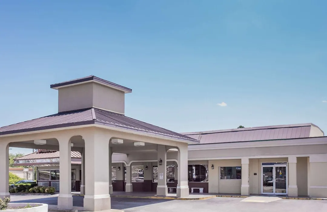 Super 8 By Wyndham Augusta-1