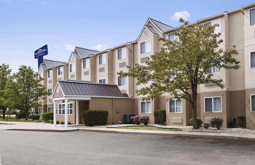 Microtel Inn By Wyndham Louisville East-1
