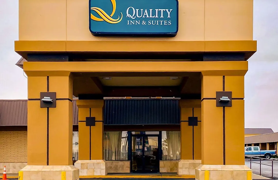 Quality Inn & Suites Airport-1