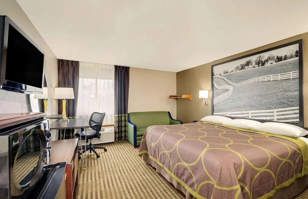 Super 8 By Wyndham Lexington Hamburg Area-1