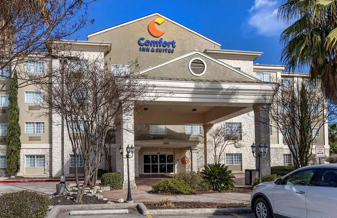 Comfort Inn & Suites Texas Hill Country-1