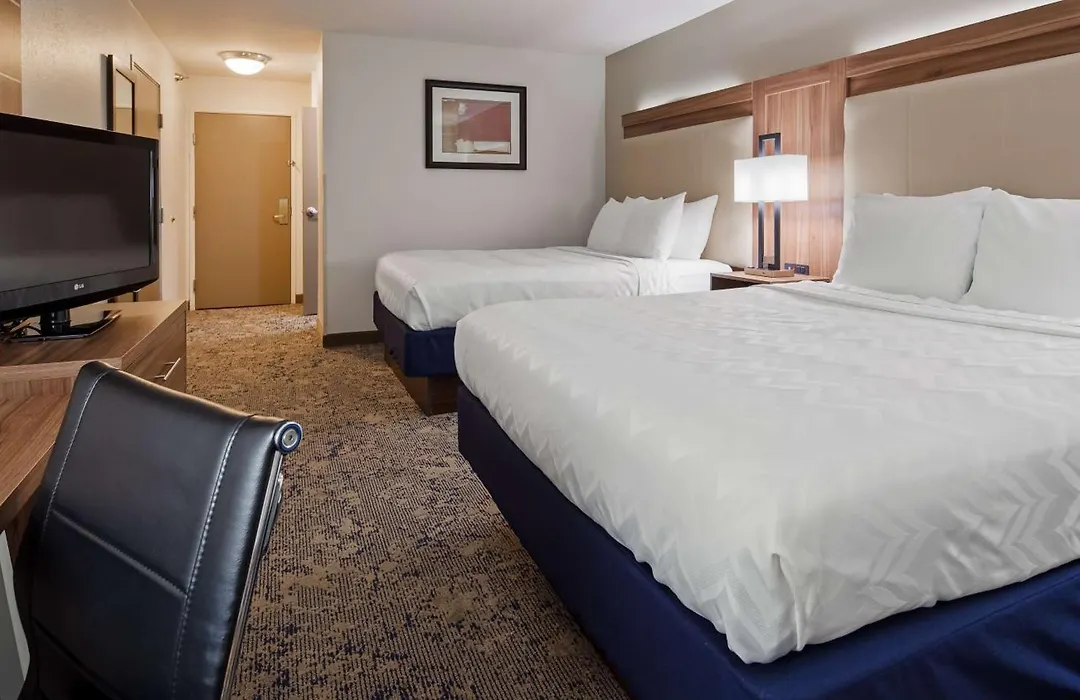 Best Western Plus Kansas City Airport - Kci East-1