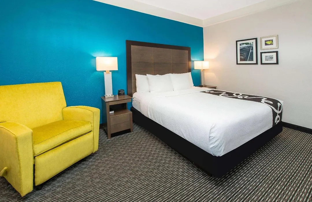 La Quinta By Wyndham Tampa Brandon Regency Park-1