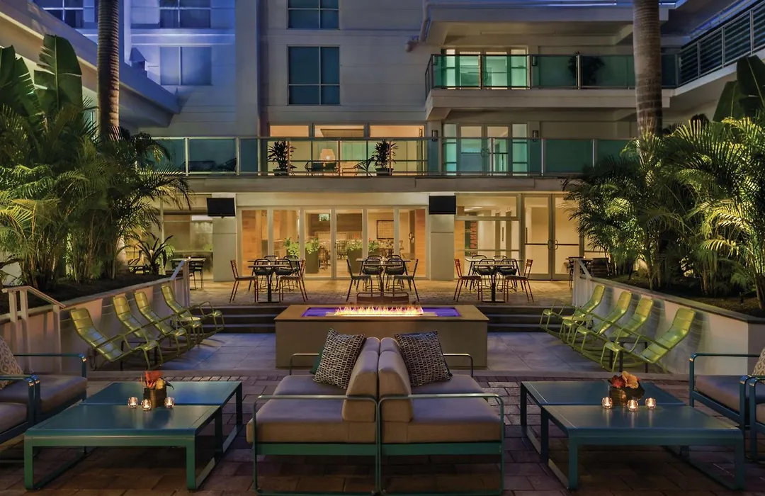 Hotel Alba Tampa, Tapestry Collection By Hilton-1