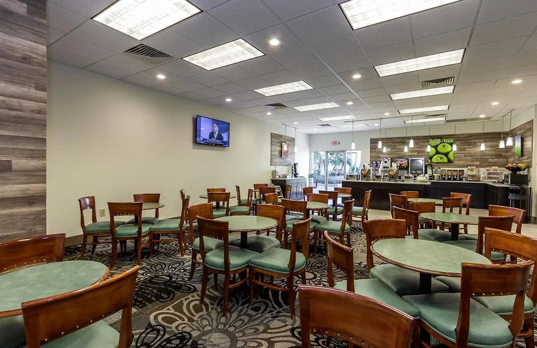 La Quinta By Wyndham Clearwater Central-1