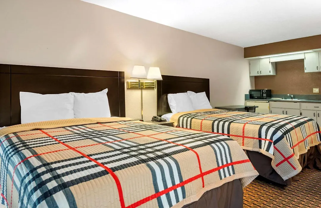 Rodeway Inn New Port Richey-1