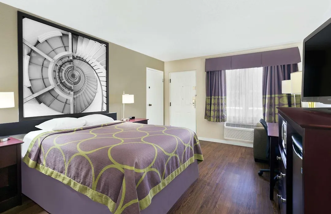 Super 8 By Wyndham Ellenton Bradenton Area-1