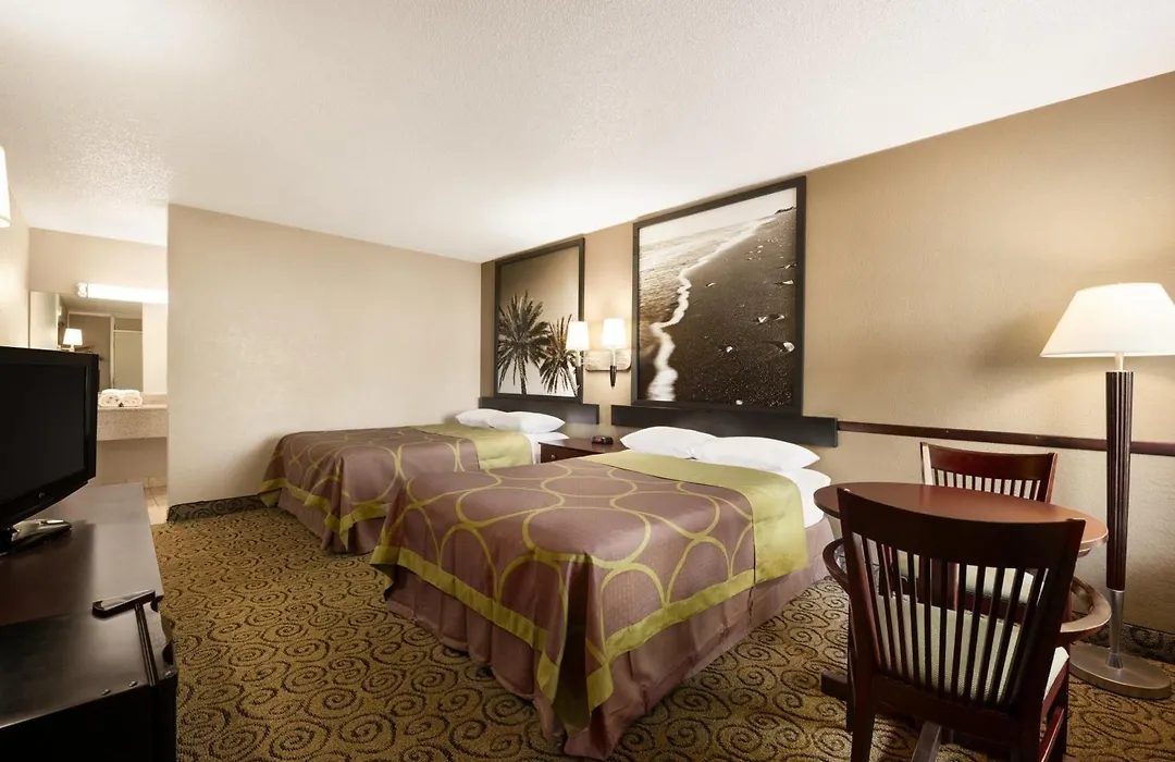 Super 8 By Wyndham Ormond Beach-1