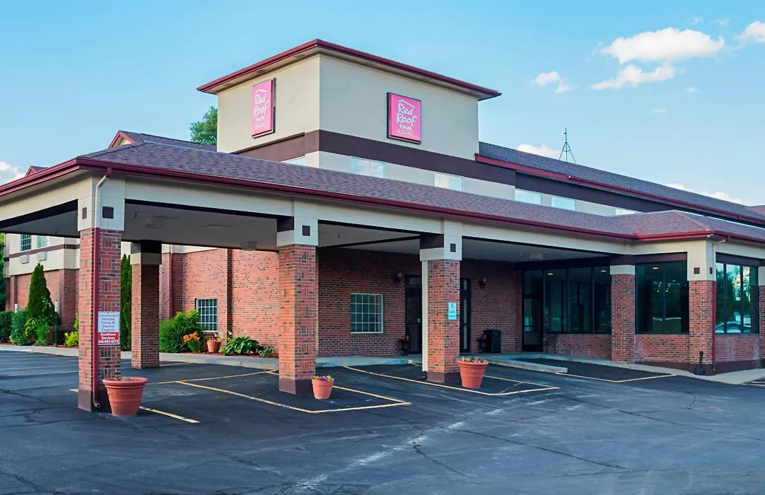 Red Roof Inn & Suites Lake Orion / Auburn Hills-1