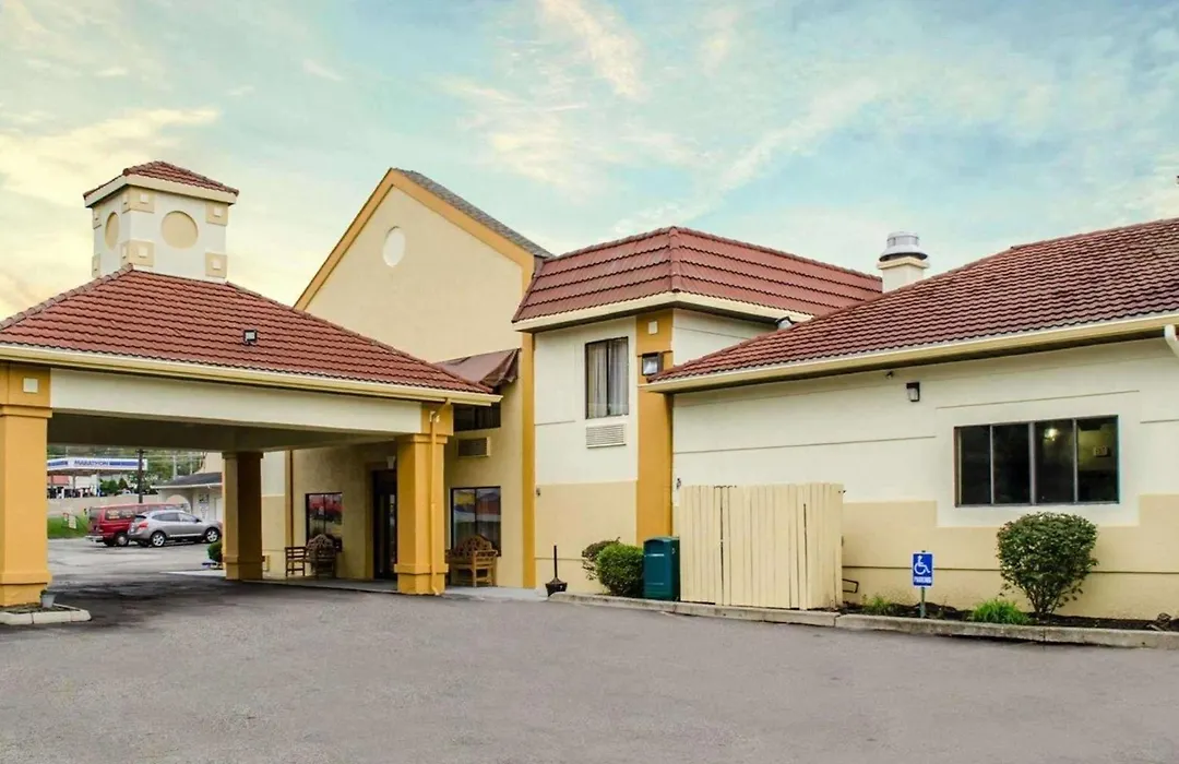 Quality Inn & Suites Medina - Akron West-1