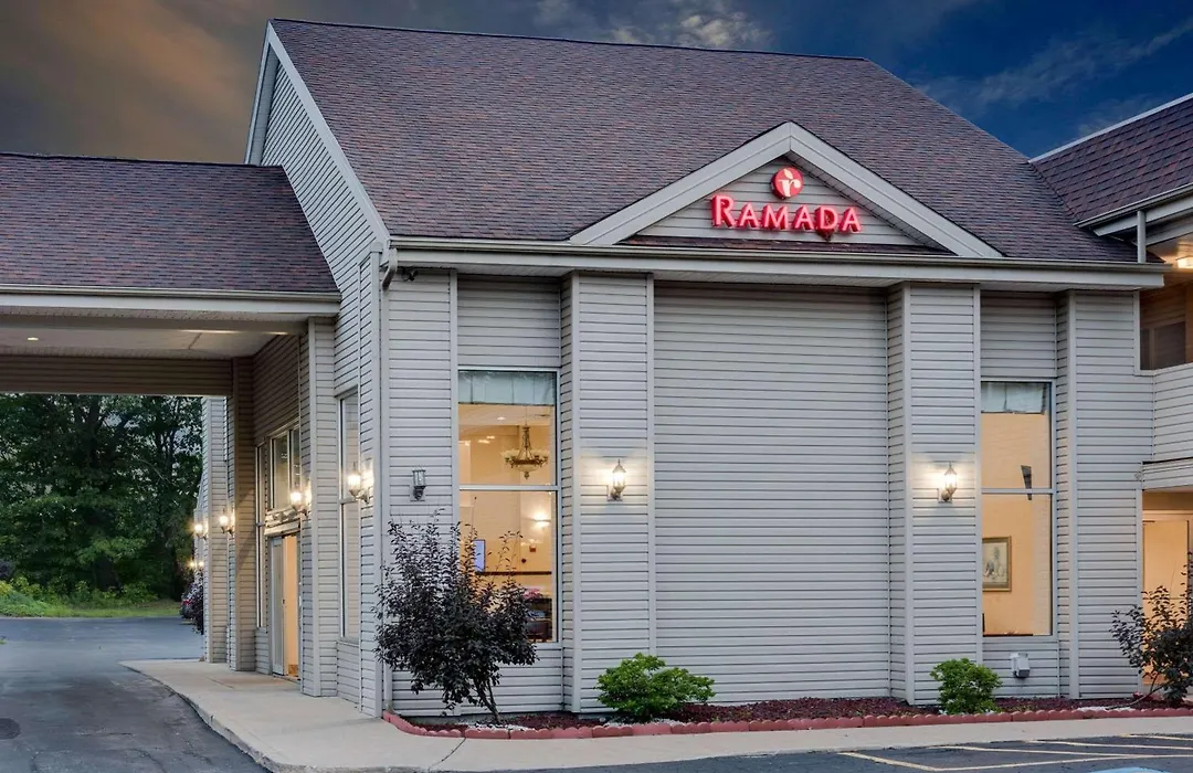Ramada By Wyndham Cleveland Airport West-1