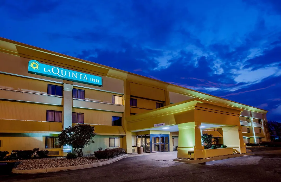 La Quinta Inn By Wyndham Detroit Southgate-1