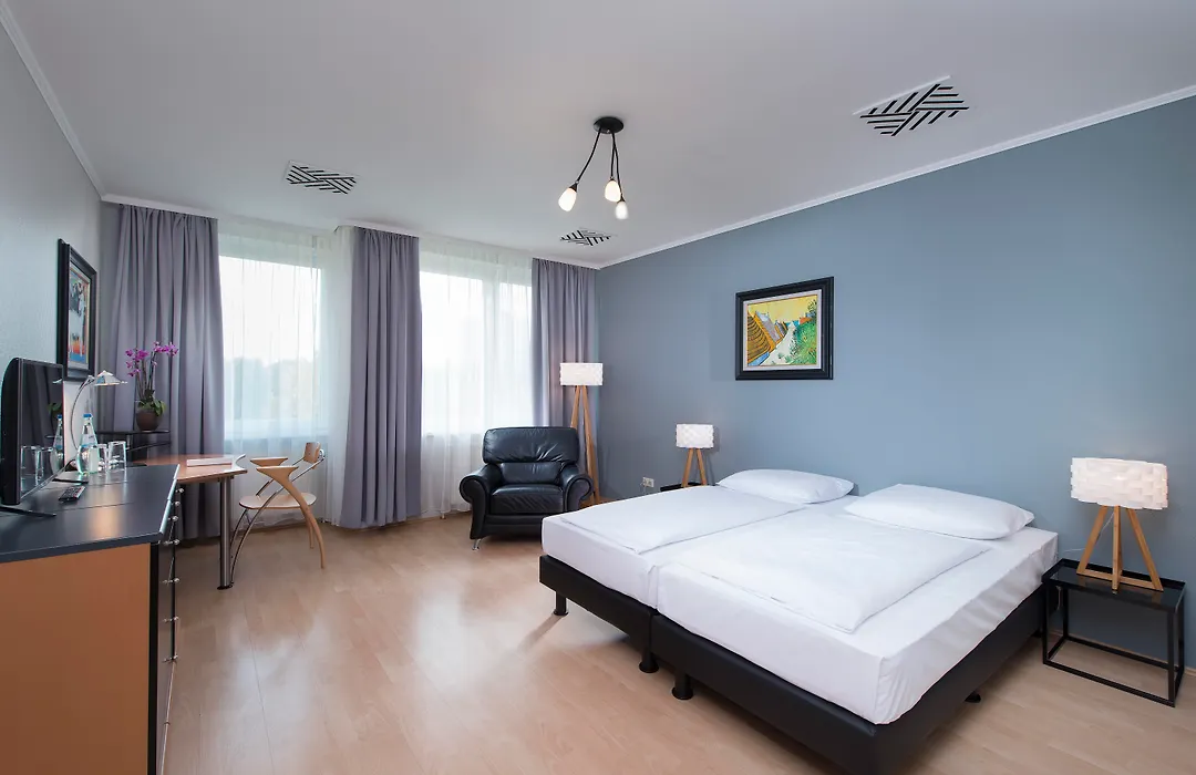 City Hotel Berlin East-1