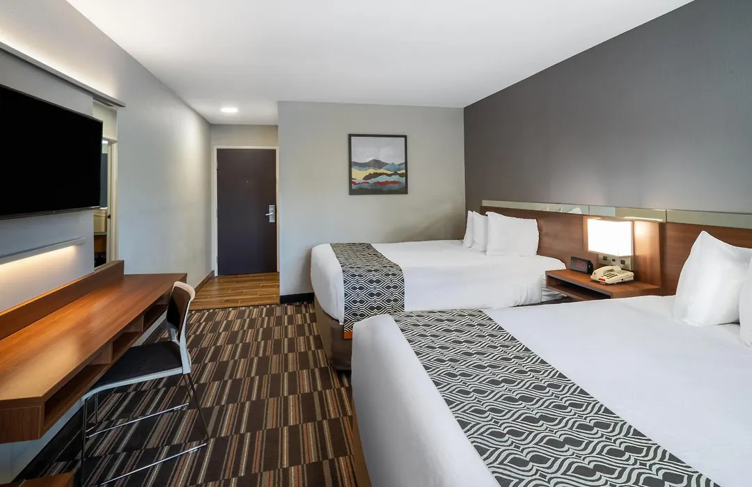 Microtel Inn & Suites By Wyndham Savannah/Pooler-1