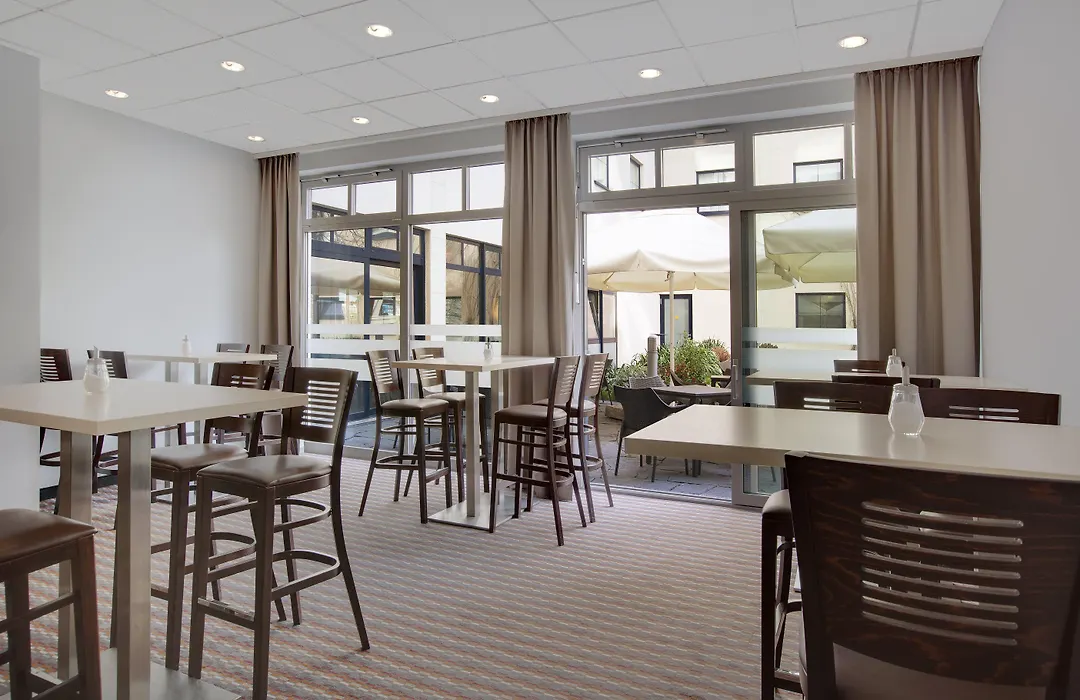 Holiday Inn Express Berlin City Centre By Ihg-1