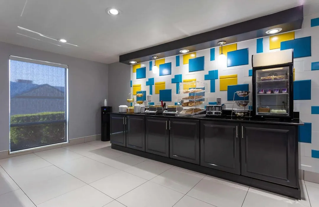 La Quinta By Wyndham Columbus West - Hilliard-1