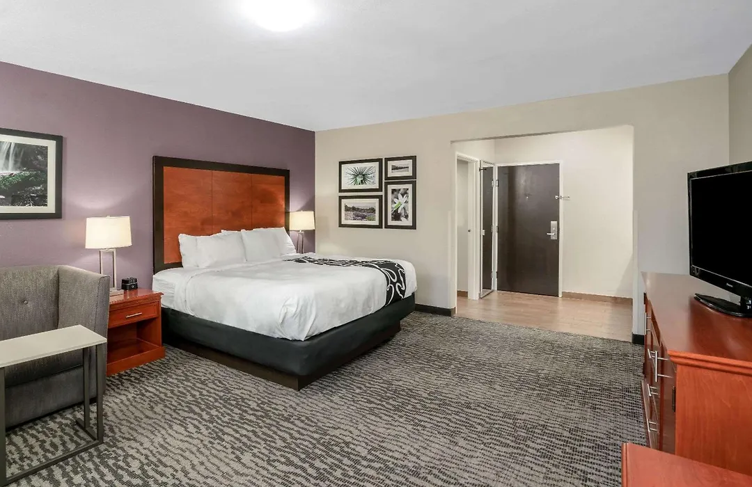 La Quinta By Wyndham Knoxville North I-75-1