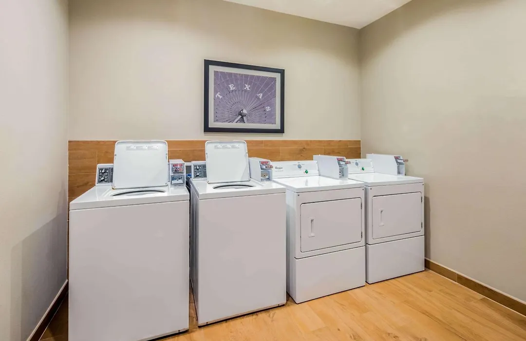 La Quinta By Wyndham Mcallen Convention Center-1