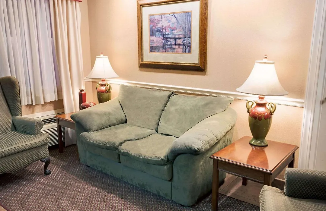 Travelodge By Wyndham Beckley-1