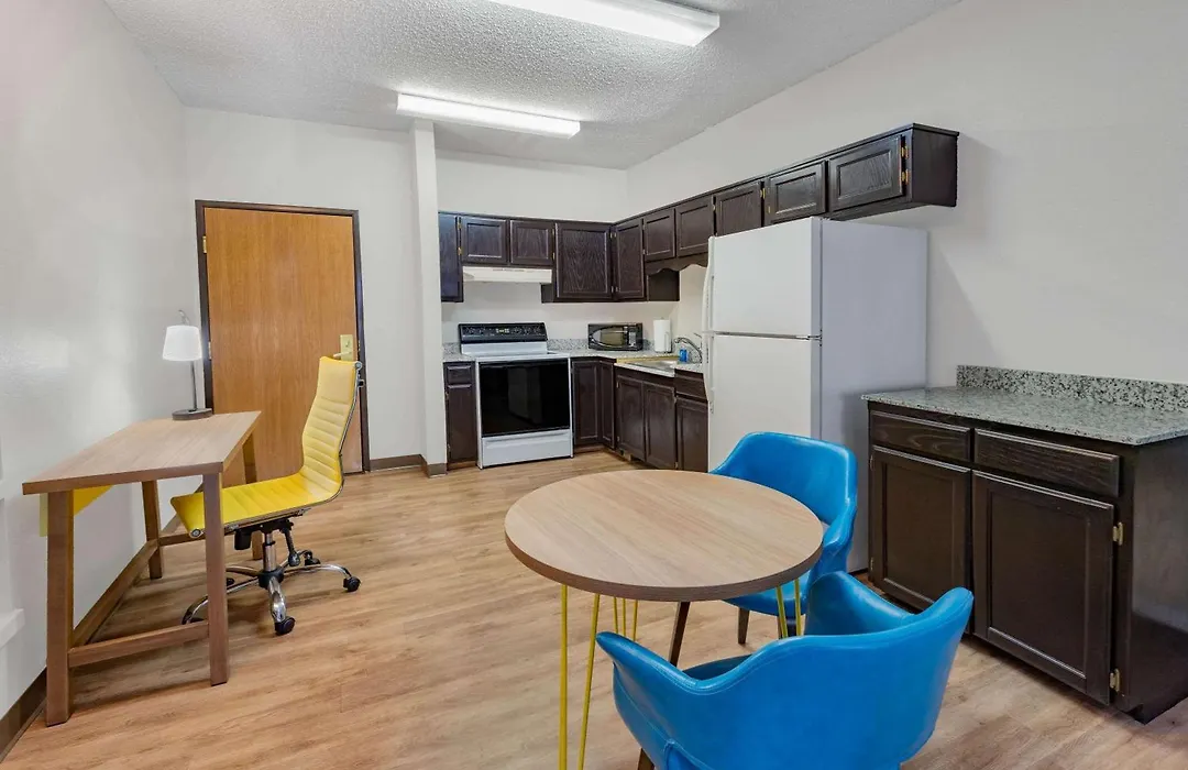 Days Inn By Wyndham Bernalillo-1