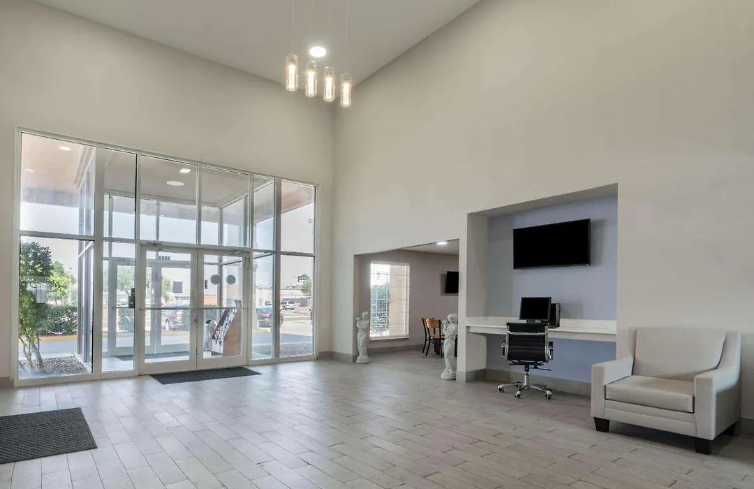 Super 8 By Wyndham Amarillo West-1