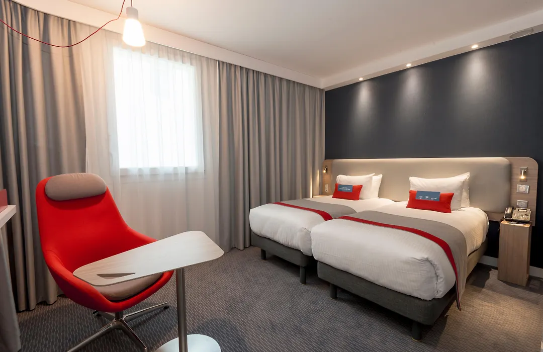Holiday Inn Express Paris - Velizy By Ihg-1