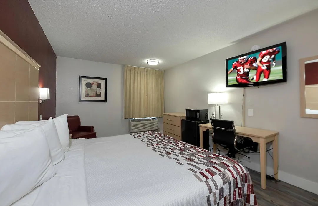Red Roof Inn Raleigh North-Crabtree Mall-Lenovo Center-1