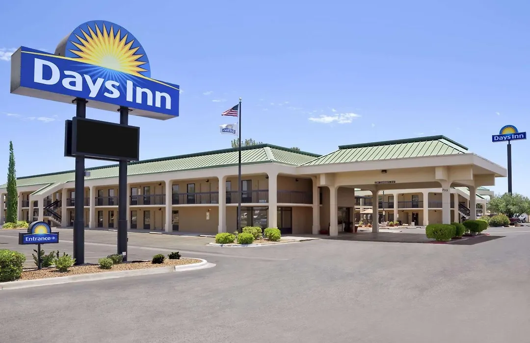 Days Inn By Wyndham Las Cruces-1