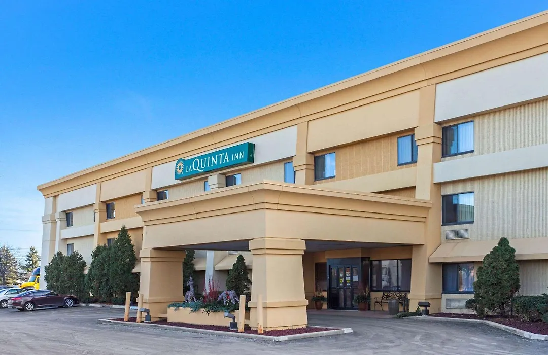 La Quinta Inn By Wyndham Milwaukee Airport / Oak Creek-1