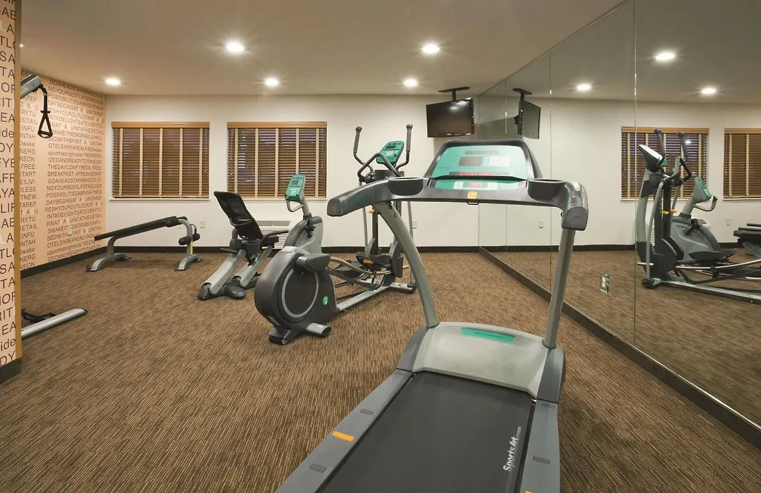 La Quinta Inn By Wyndham Sheboygan-1