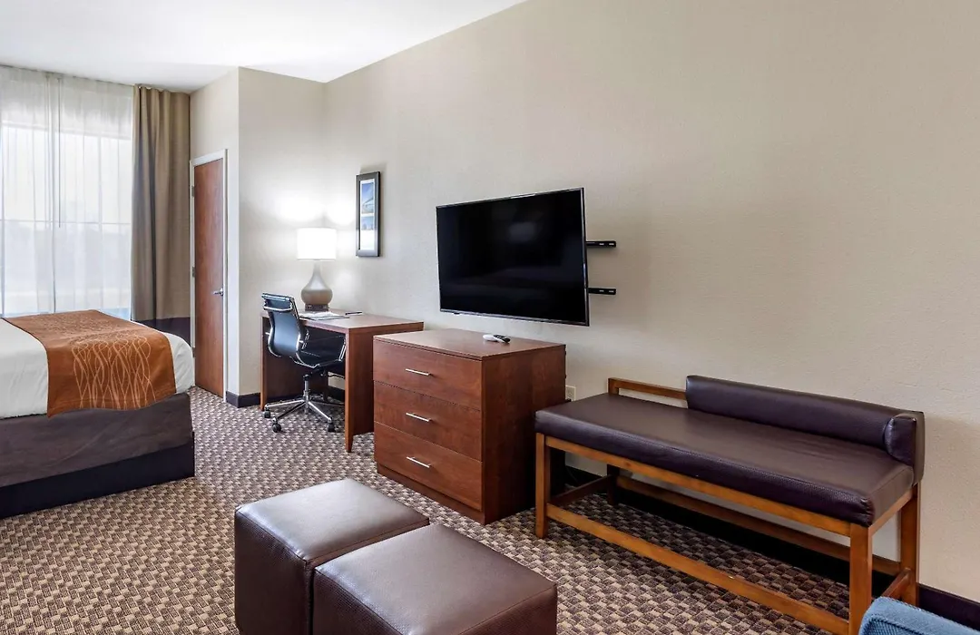 Comfort Inn & Suites Atoka-Millington-1