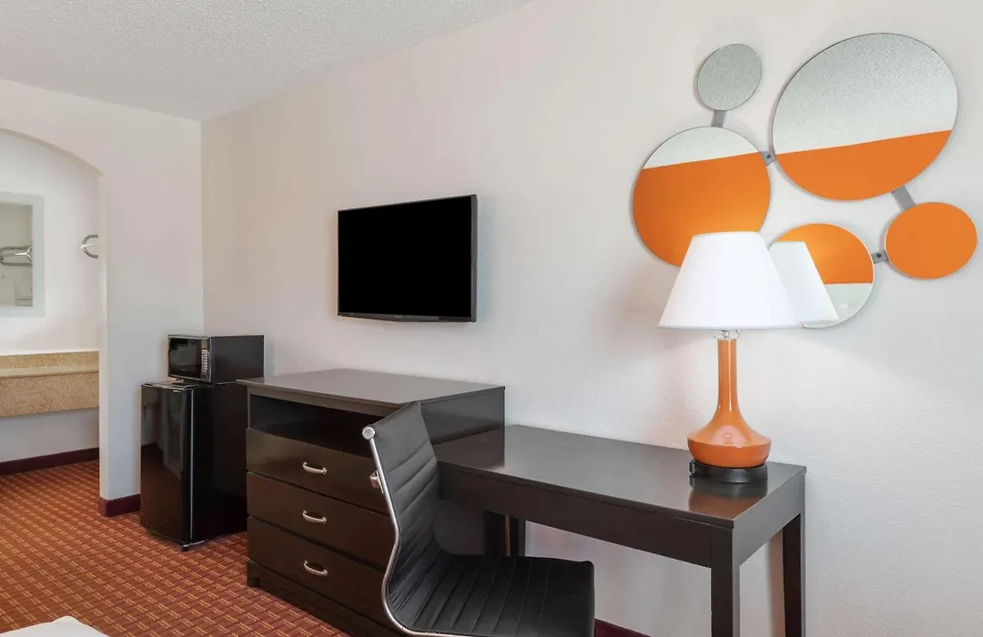 Howard Johnson By Wyndham Rock Hill-1