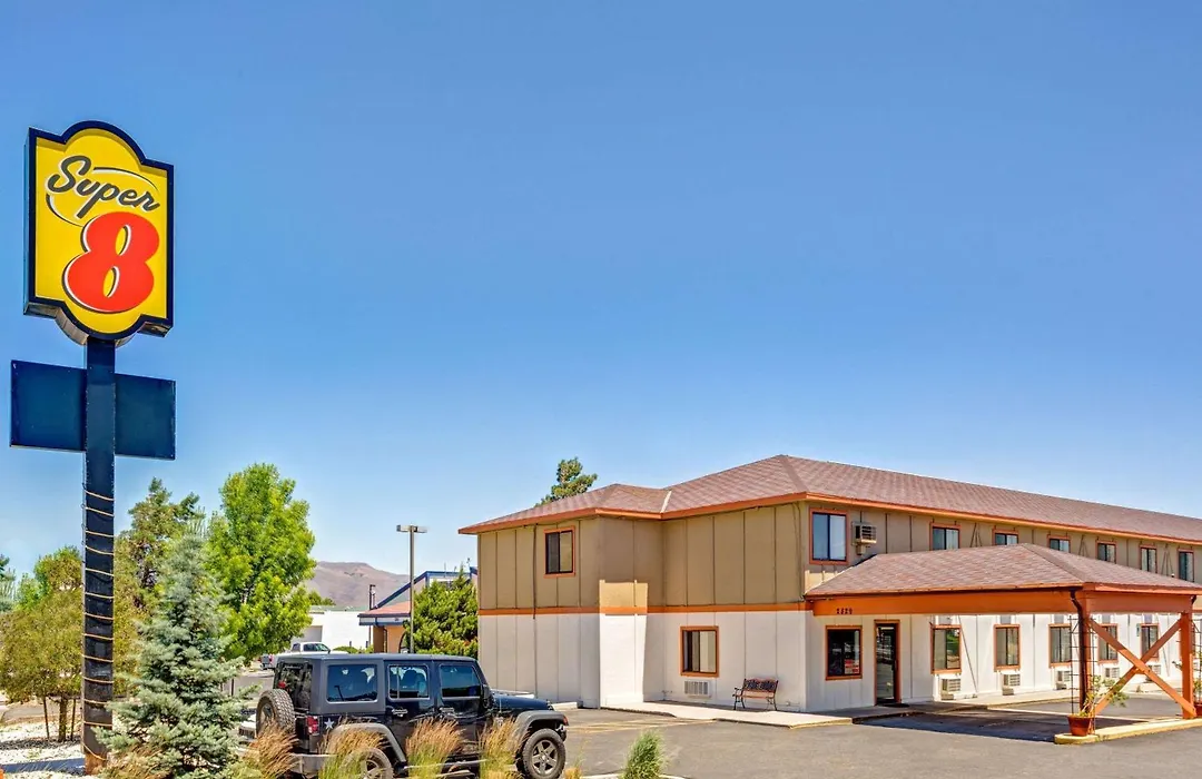 Super 8 By Wyndham Carson City Lake Tahoe-1