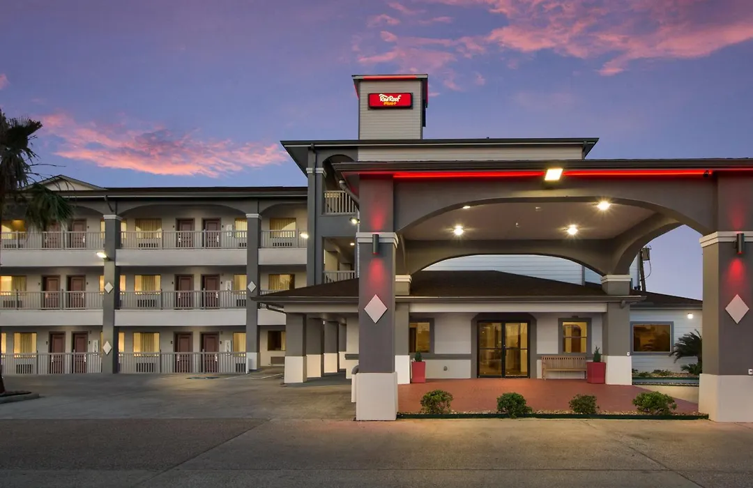 Red Roof Inn Plus + Galveston - Beachfront-1