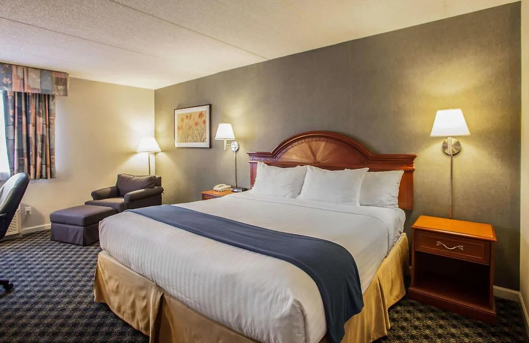 Quality Inn & Suites St Charles -West Chicago-1
