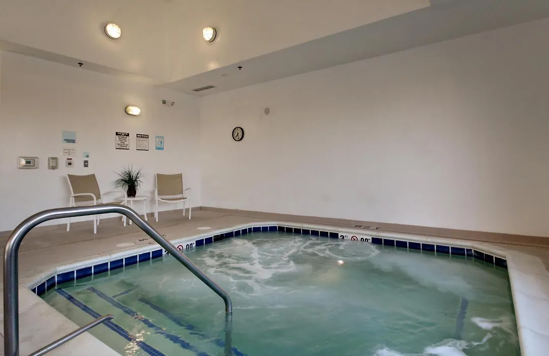 Holiday Inn Express Peru-Lasalle Area By Ihg-1