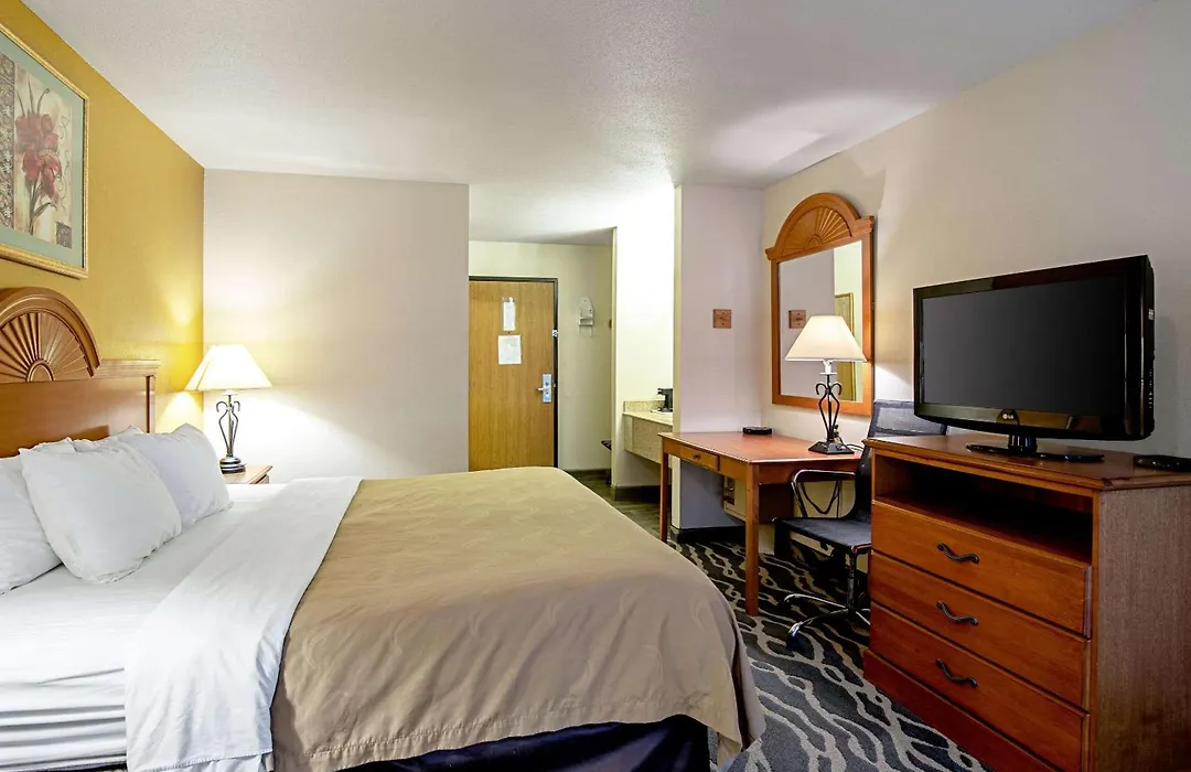 Quality Inn Huron-1
