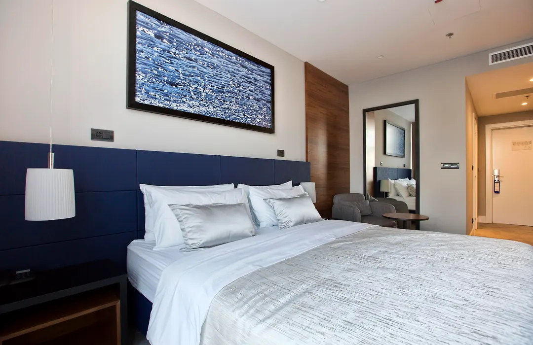 Marvie Hotel&Health-1